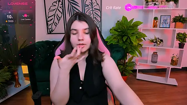 Viola  Shy online show from 02.08.25