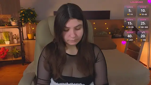 Viola  Shy online show from 04.25.26