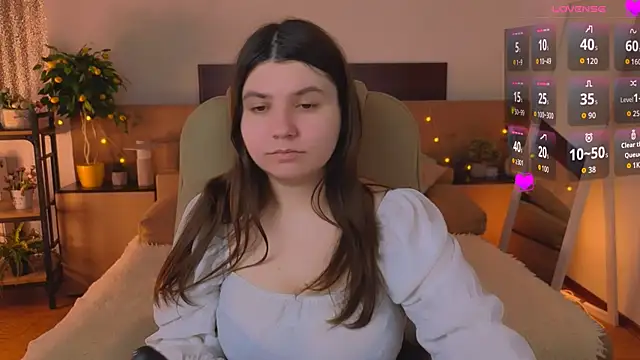 Viola  Shy online show from 05.06.26