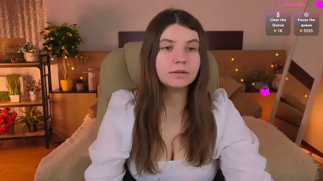 Viola  Shy online show from 05.07.26