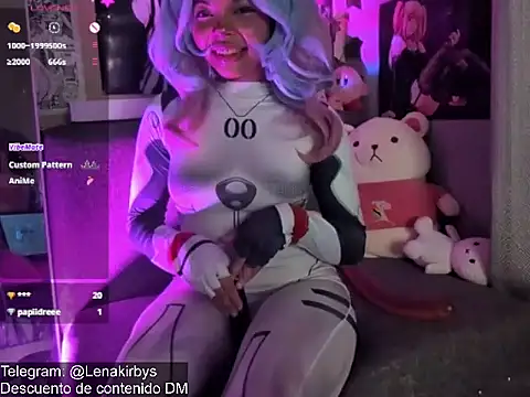 Snapshot of Lenakirbys chatting on 10.21.25 Lenakirbys online show from 10.21.25