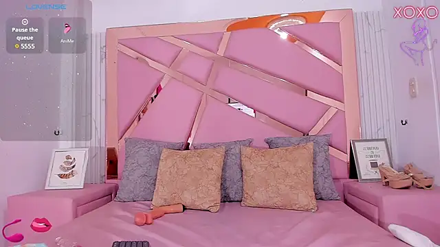 EmmyCruzZ online show from 01.09.25