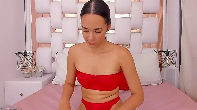 EmmyCruzZ online show from 01.11.26