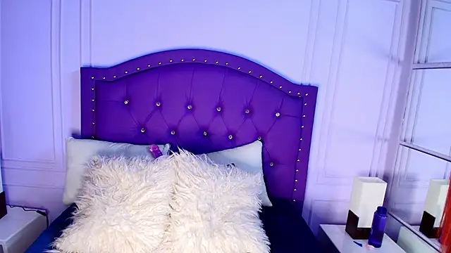 sarah banks1 online show from 03.04.26