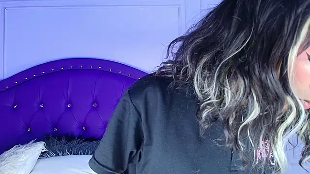 sarah banks1 online show from 06.25.26