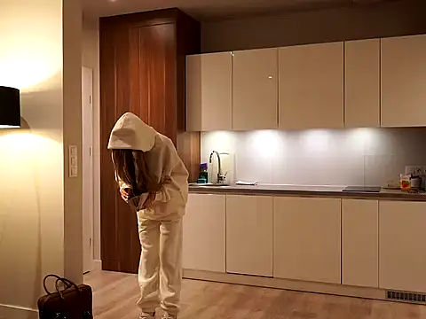 Snapshot of BARBIE_22888 chatting on 10.30.25 BARBIE 22888 online show from 10.30.25