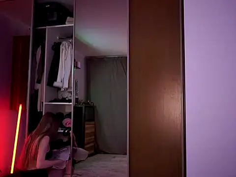 Snapshot of BARBIE_22888 chatting on 03.27.26 BARBIE 22888 online show from 03.27.26