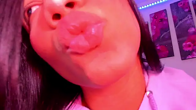 Snapshot of Alissarhys26 chatting on 03.03.25 Alissarhys26 online show from 03.03.25