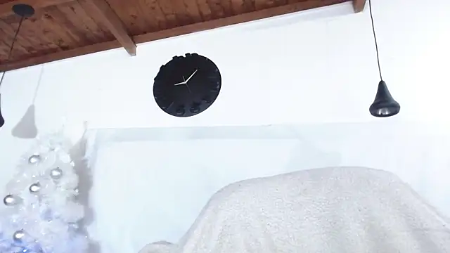 BIGZEHUZ online show from 12.17.24