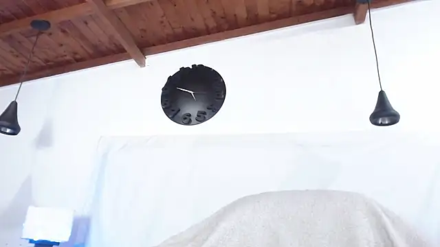 Snapshot of BIGZEHUZ chatting on 02.06.25 BIGZEHUZ online show from 02.06.25