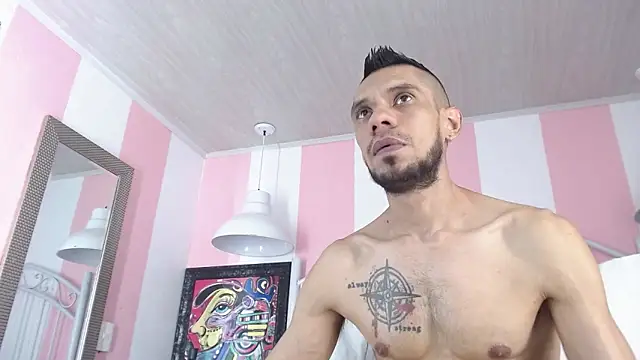 Snapshot of BIGZEHUZ chatting on 03.06.25 BIGZEHUZ online show from 03.06.25