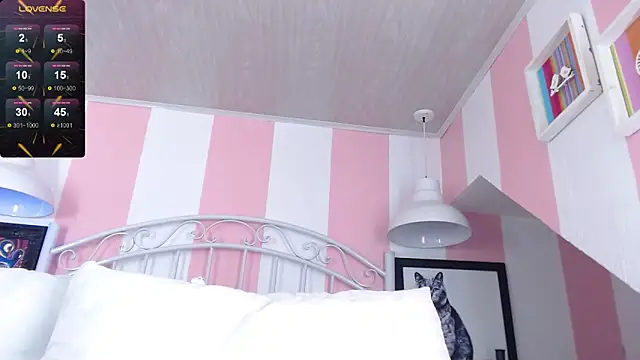 BIGZEHUZ online show from 03.10.25