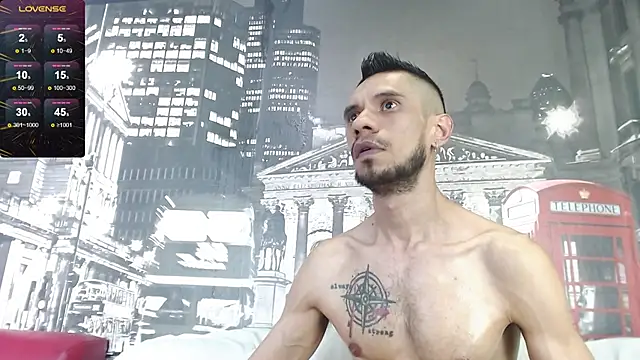 Snapshot of BIGZEHUZ chatting on 03.19.25 BIGZEHUZ online show from 03.19.25