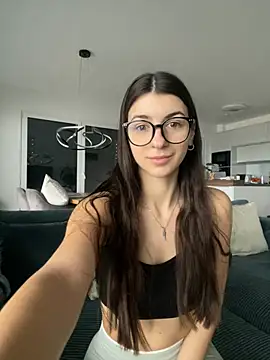 Wildberry  online show from 02.25.26