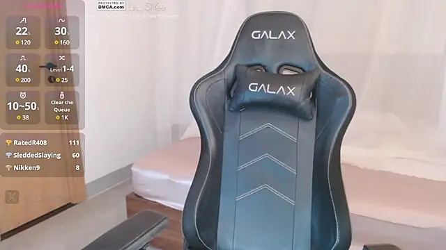 Snapshot of Lin_SiYee chatting on 02.12.25 Lin SiYee online show from 02.12.25