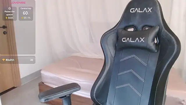 Snapshot of Lin_SiYee chatting on 03.06.25 Lin SiYee online show from 03.06.25