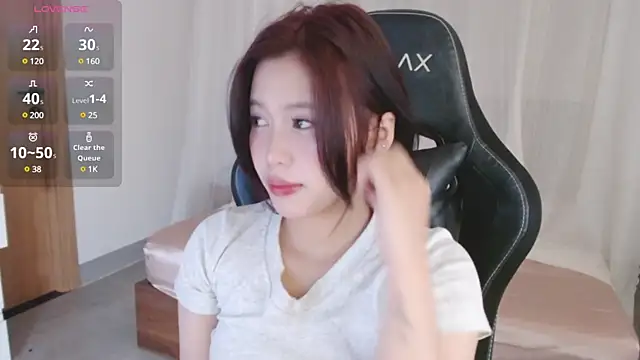 Snapshot of Lin_SiYee chatting on 03.09.25 Lin SiYee online show from 03.09.25