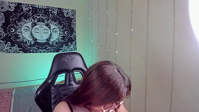 Fernanda   online show from 06.24.26
