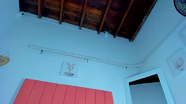 valen rose0 online show from 01.20.25