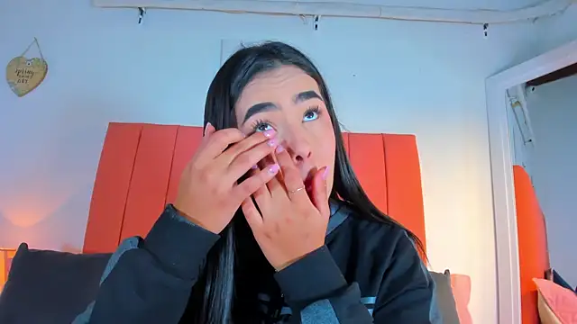 valen rose0 online show from 09.15.25