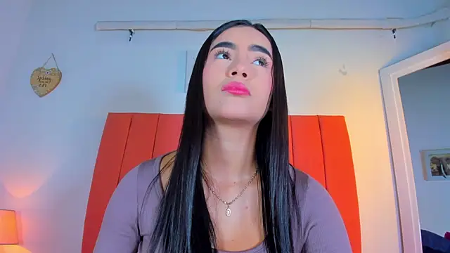 valen rose0 online show from 11.12.25