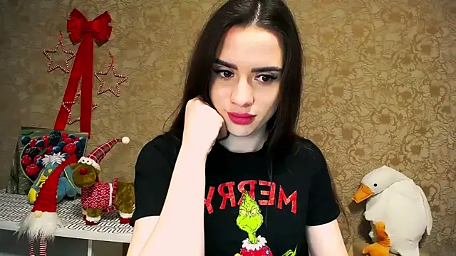 Snapshot of _your_fantasy_girl chatting on 01.01.25 your fantasy girl online show from 01.01.25