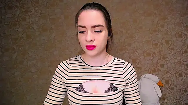 Snapshot of _your_fantasy_girl chatting on 03.16.25 your fantasy girl online show from 03.16.25