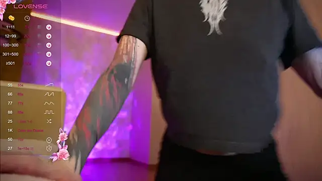 Snapshot of milky__way__ chatting on 02.11.25 milky way online show from 02.11.25