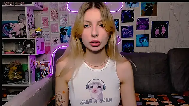 Maria Hunt online show from 12.07.24