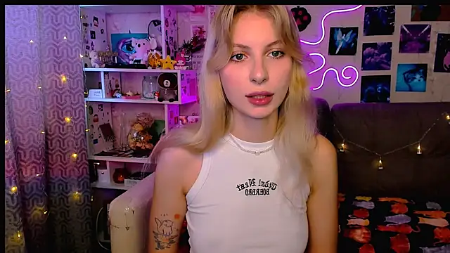 Maria Hunt online show from 12.21.24