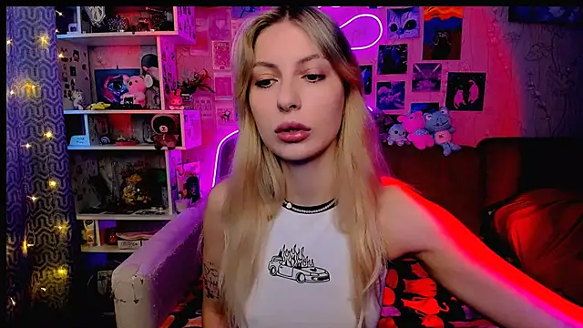 Maria Hunt online show from 01.21.25