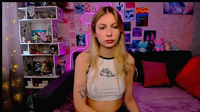 Maria Hunt online show from 02.22.25