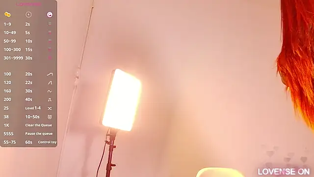 littleebluee online show from 03.15.25