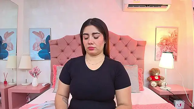 ThyaraJhons online show from 03.13.26