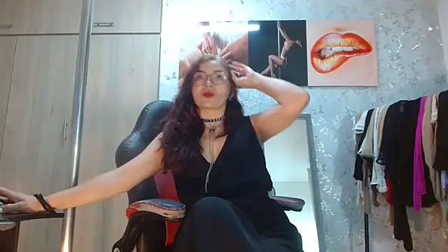 Samantabrown  online show from 08.01.26