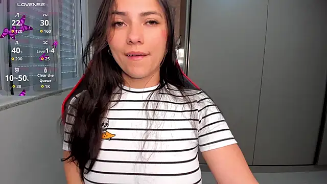 Snapshot of ivyy_scott chatting on 09.18.25 ivyy scott online show from 09.18.25