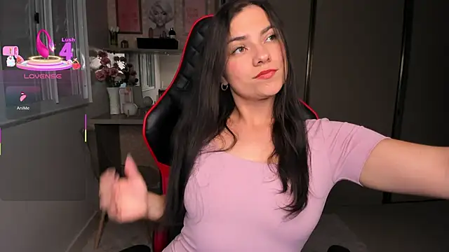 Snapshot of ivyy_scott chatting on 10.22.25 ivyy scott online show from 10.22.25