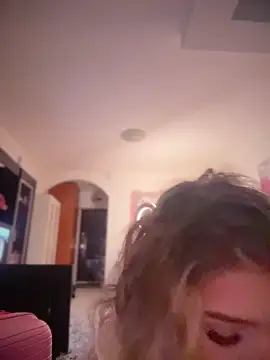 Snapshot of maddisonblush chatting on 02.08.26 maddisonblush online show from 02.08.26