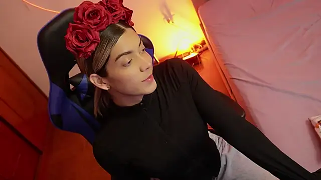 Snapshot of tay_ler3 chatting on 02.17.25 tay ler3 online show from 02.17.25