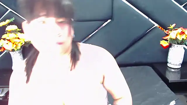 Amy hoy69 online show from 02.16.25