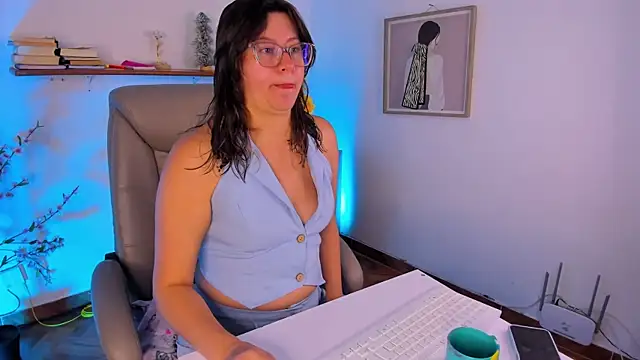 Chanelll Taylorr  online show from 07.20.26