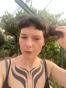 OniricFemme online show from 09.16.25