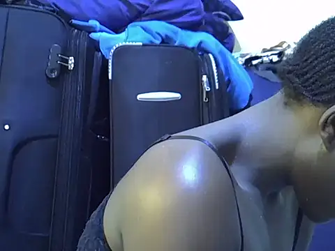 Adaline-Paris online show from 10.20.25