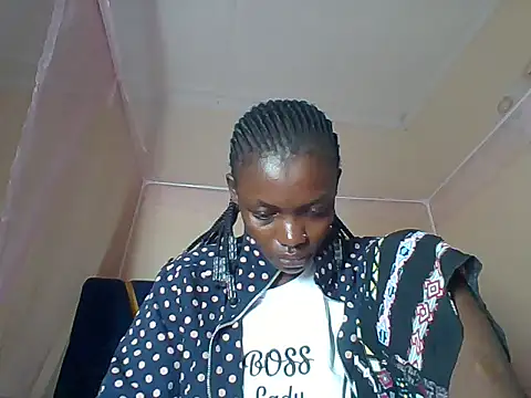 awino001 online show from 10.22.25