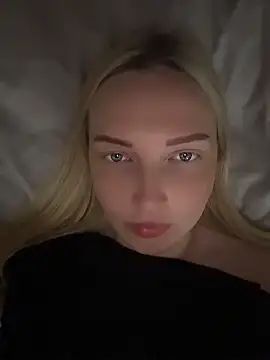 Snapshot of Aleksandrakis chatting on 06.18.26 Aleksandrakis online show from 06.18.26