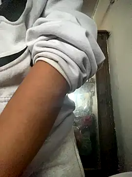 luna asss online show from 11.26.25