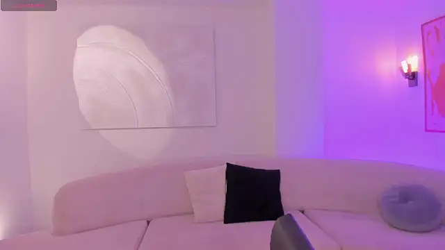 SamanthaKlein  online show from 03.12.26