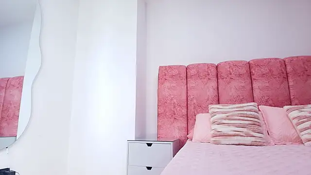 kendal rossi online show from 11.29.25