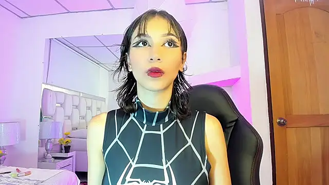 Naomi-Haruno online show from 02.11.25