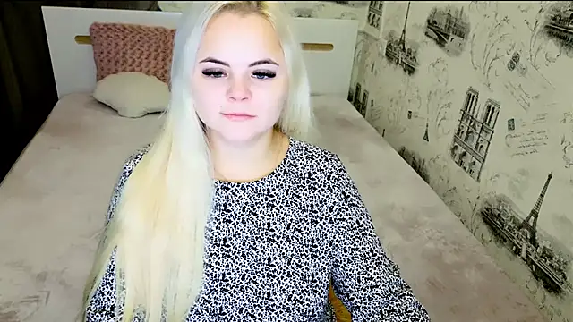 lovely-eyes online show from 11.05.25